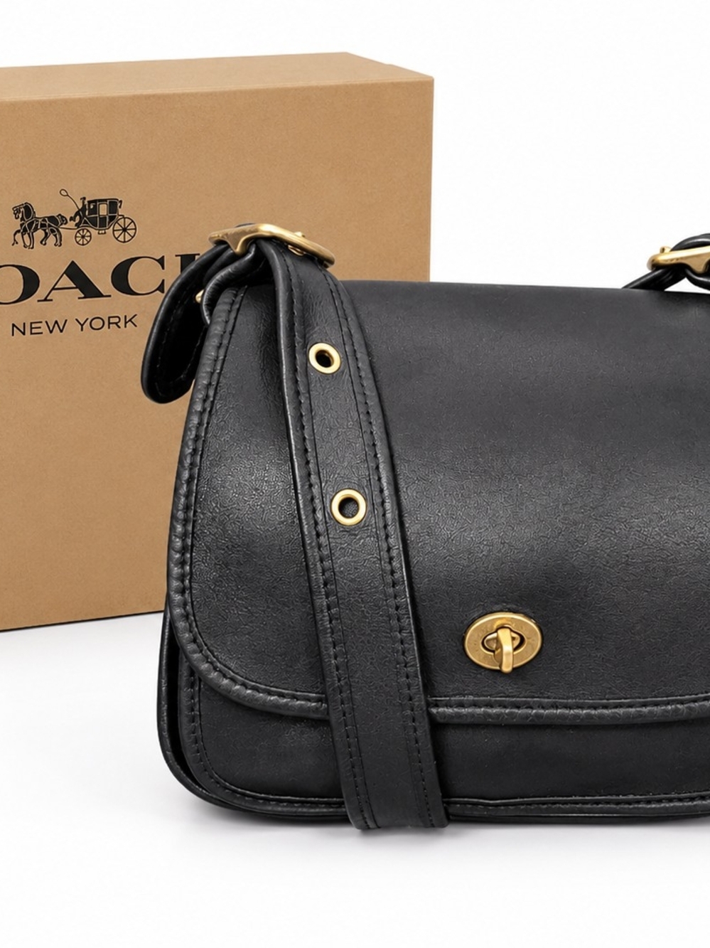 Vintage Coach Rambler Black Leather Turnlock Shoulder Bag Brass Hardware